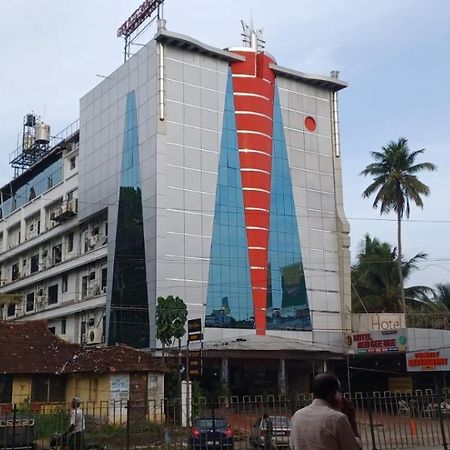 Gee Bee Palace Angamaly Exterior foto